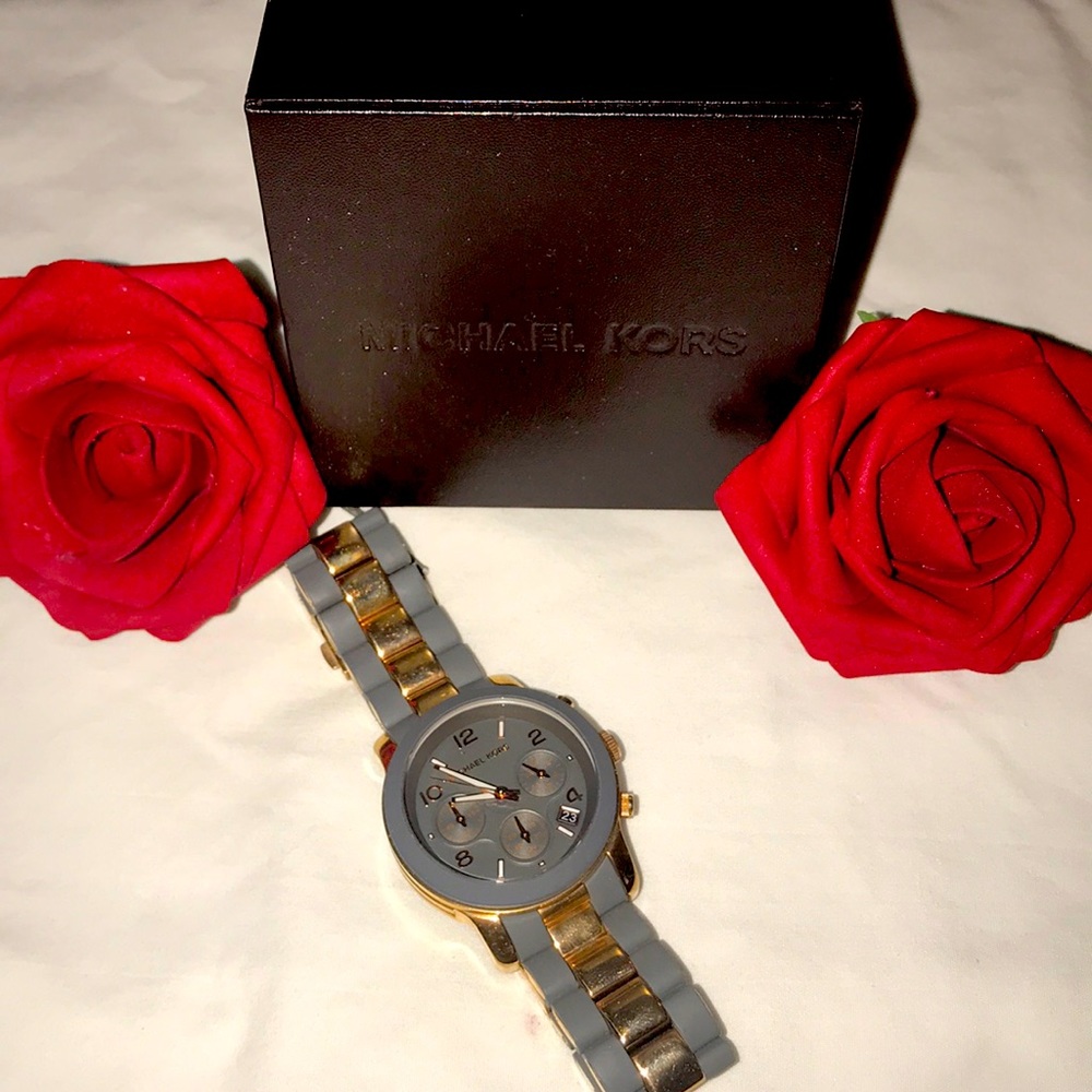 Authentic Michael Kors Gray/Rose Gold Runway Watch